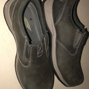 Red Wing Shoes Shoes - Red wing (steel toe) , never worn . Red Wing Shoes Shoes - Red wing (steel toe) , never worn .